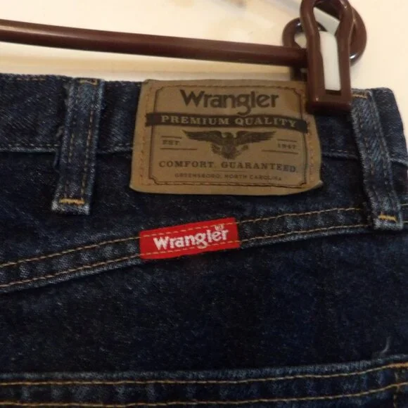Men's Wrangler Regular Fit Straight Leg Jeans Sz 36/30 - Picture 3 of 8